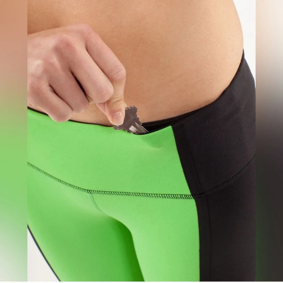 Lululemon 🍋Wunder Under Green and Black Color Block Leggings Size 8 - Picture 5 of 10